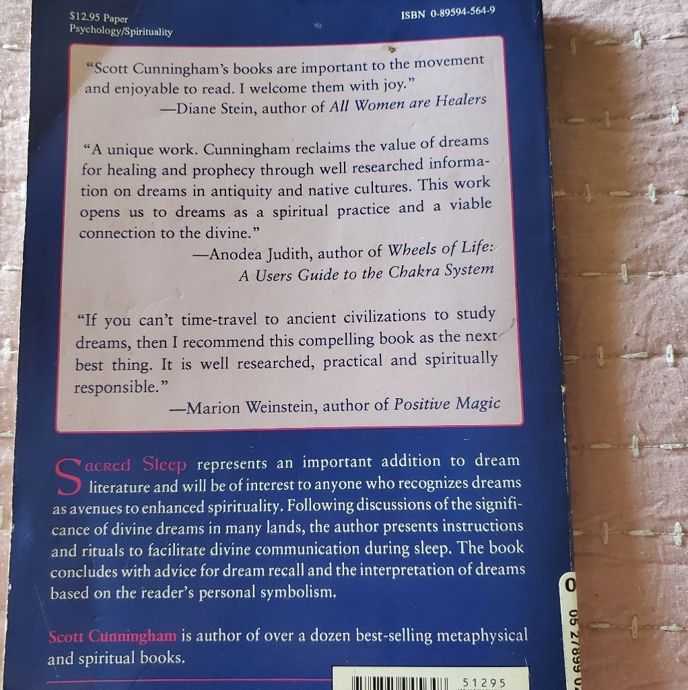 Books - Picture 10 of 10